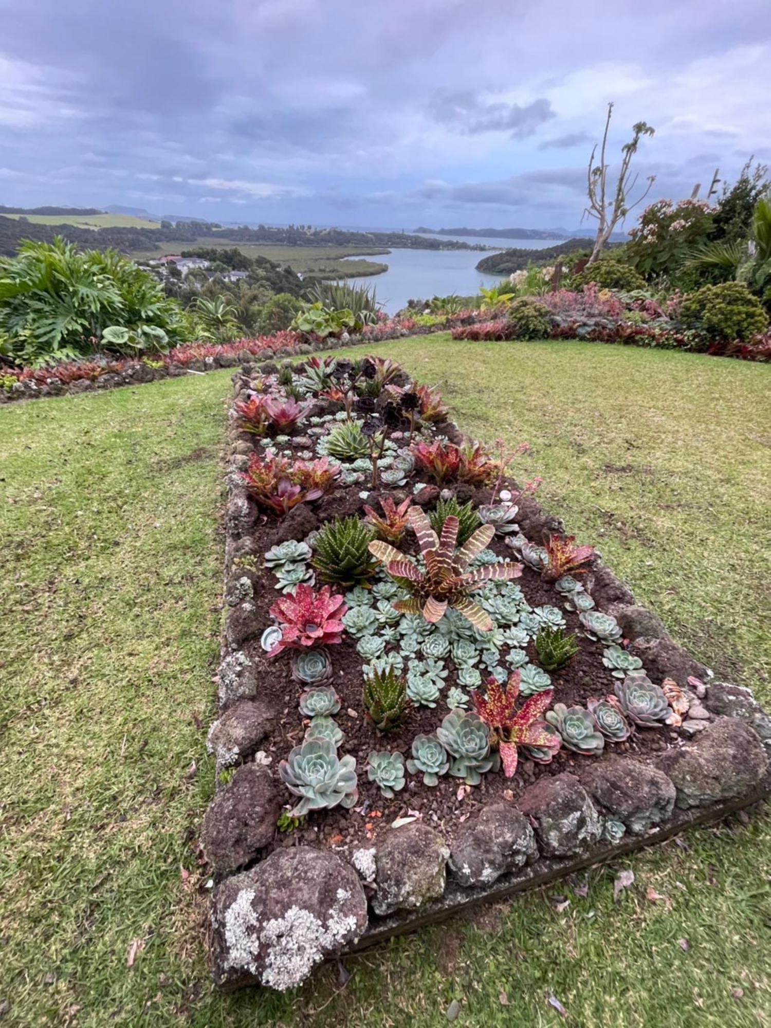 Baywaterviews Bed & Breakfast Haruru Exterior photo